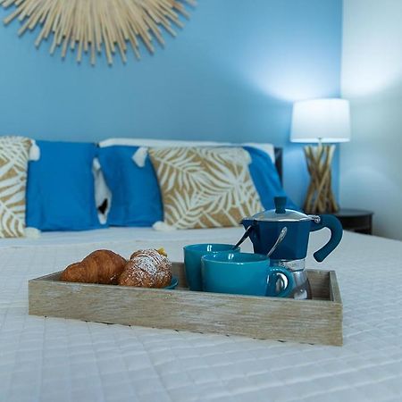 Zara D'Amare A Pesaro 10 Metri Dalla Spiaggia By Yohome Exterior foto